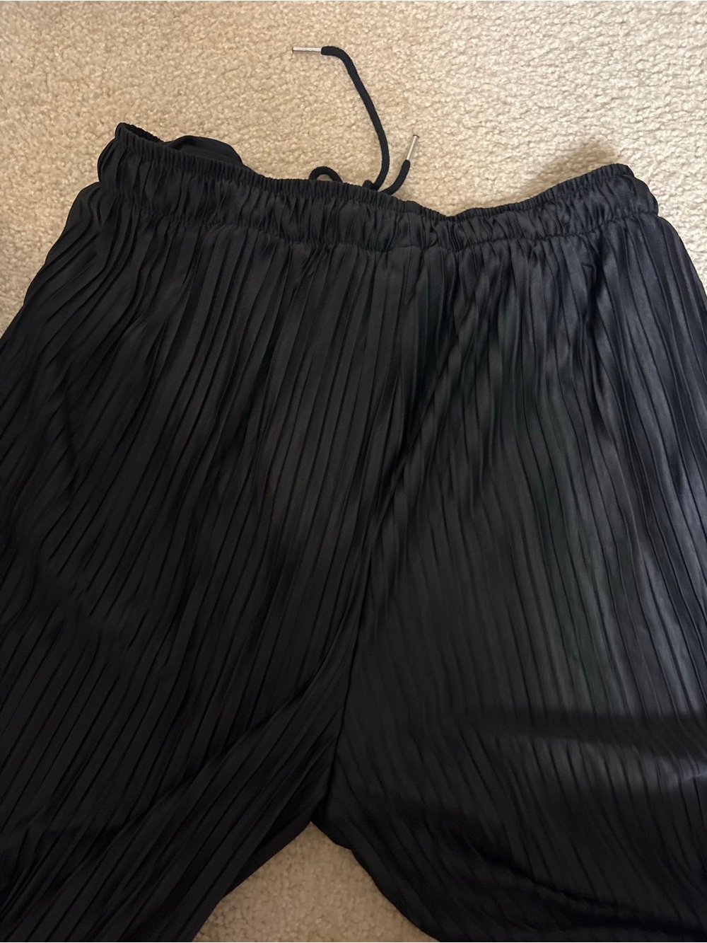 Zenana Outfitters Black Pleated Wide-Leg Pants - Picture 3 of 11